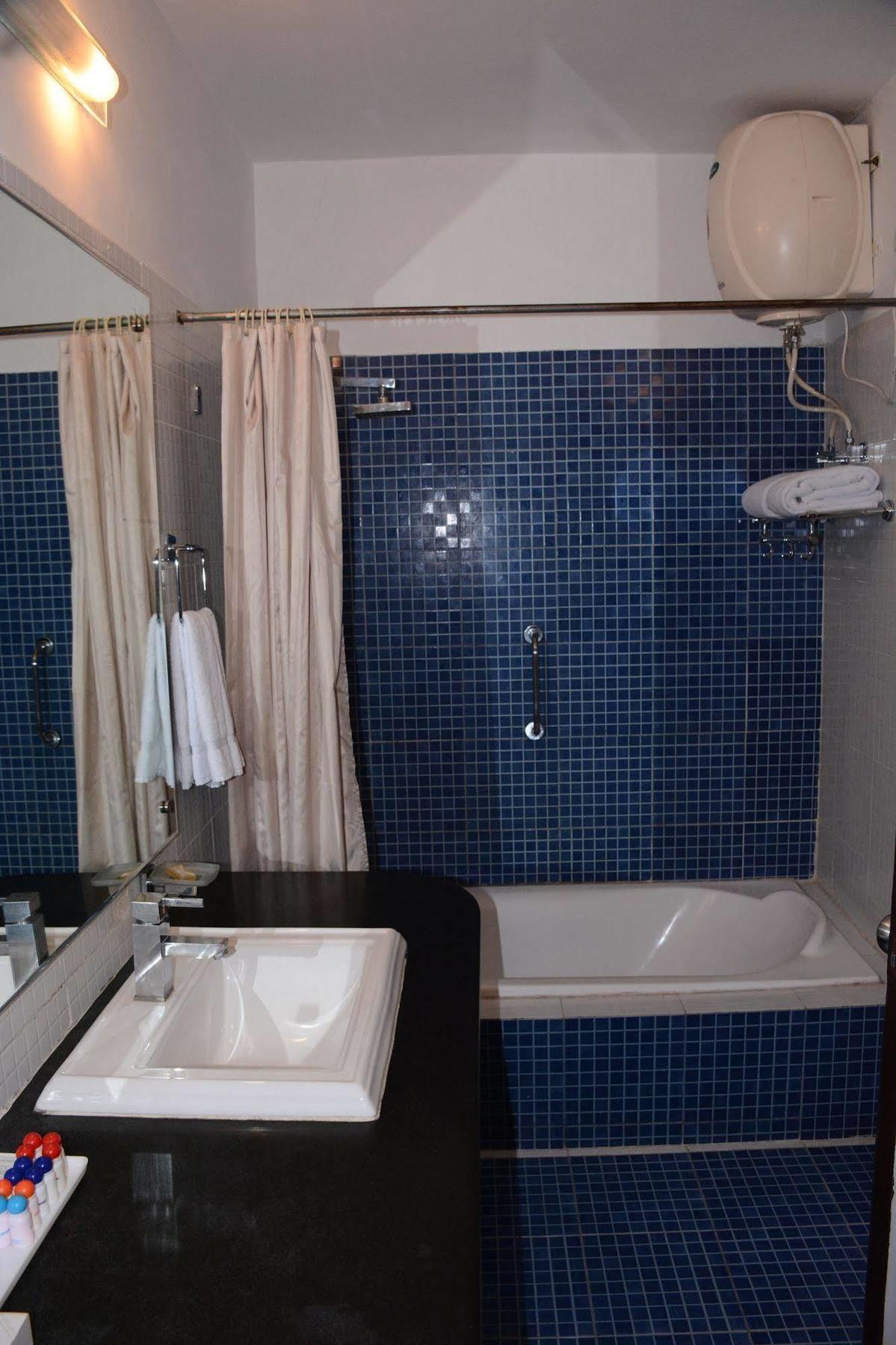 Naturoville Ayurvedic And Yoga Retreat Hotel Rishikesh Exterior photo